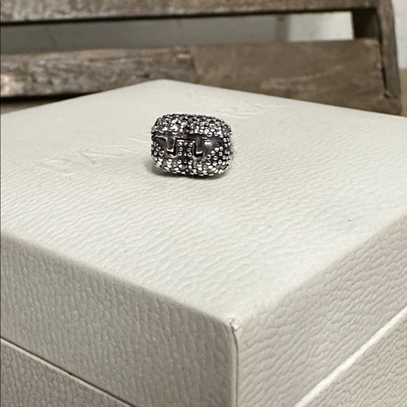 Pandora great shape open my heart pave clear cz crystal safety clip s925 charm - Picture 3 of 4